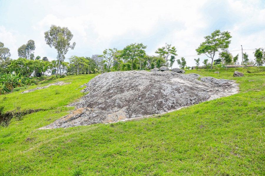 The Kamegeri Rock