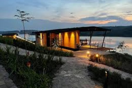 One-Day Getaway to Lake Muhazi